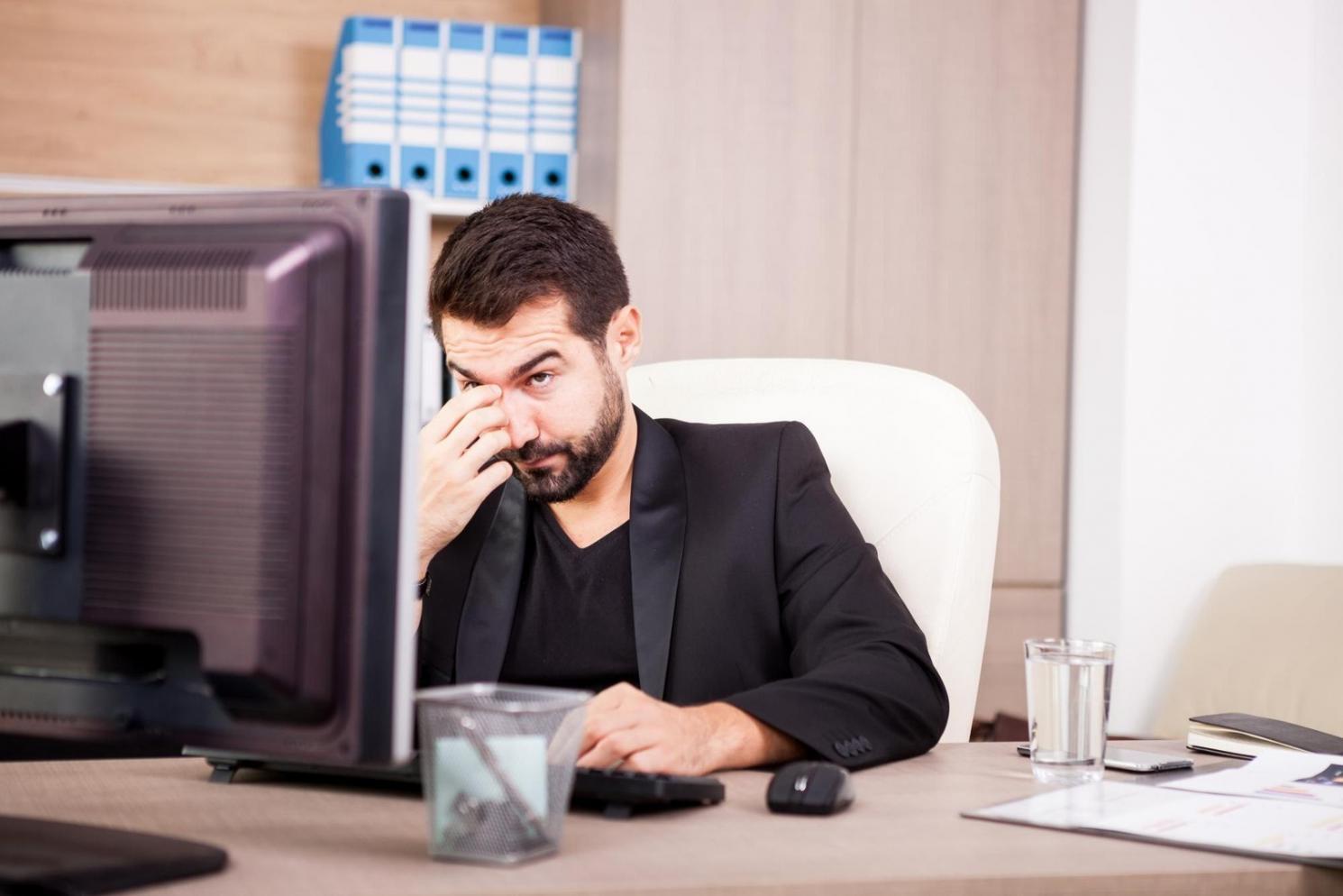 Modello 3D di ambiente fantasy con dettagli architettonici